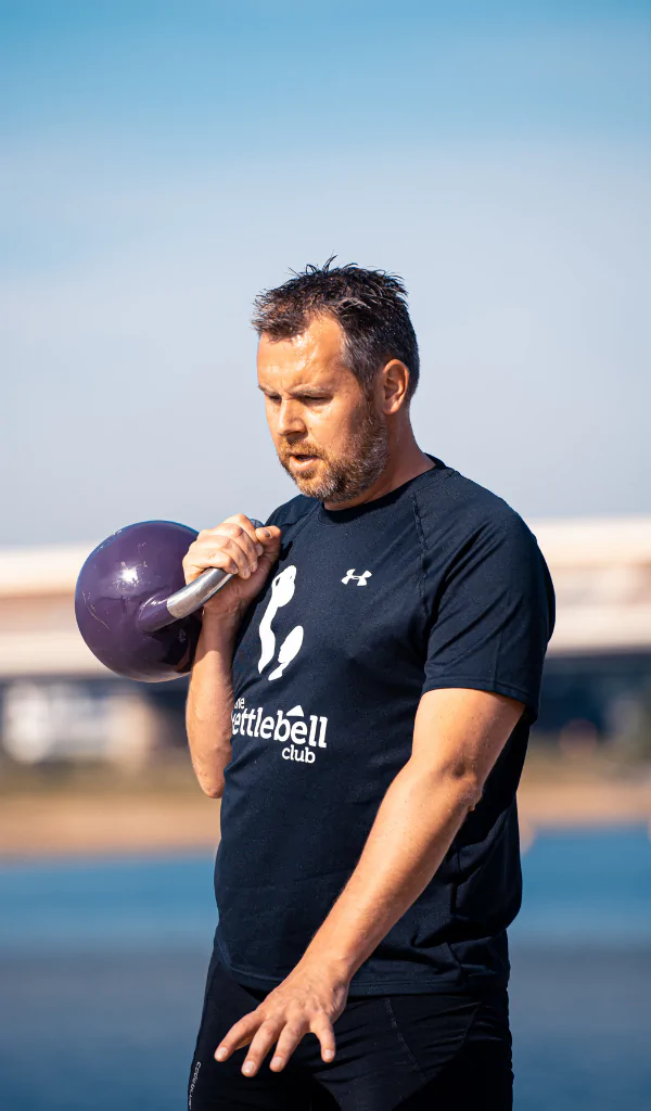 Bootcamp aan de Nevengeul in Nijmegen van The Kettlebell Club.