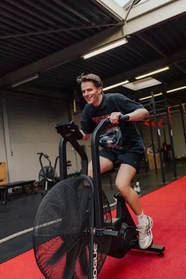 Roel Ambaum is een instructeur bij The Kettlebell Club in Nijmegen.